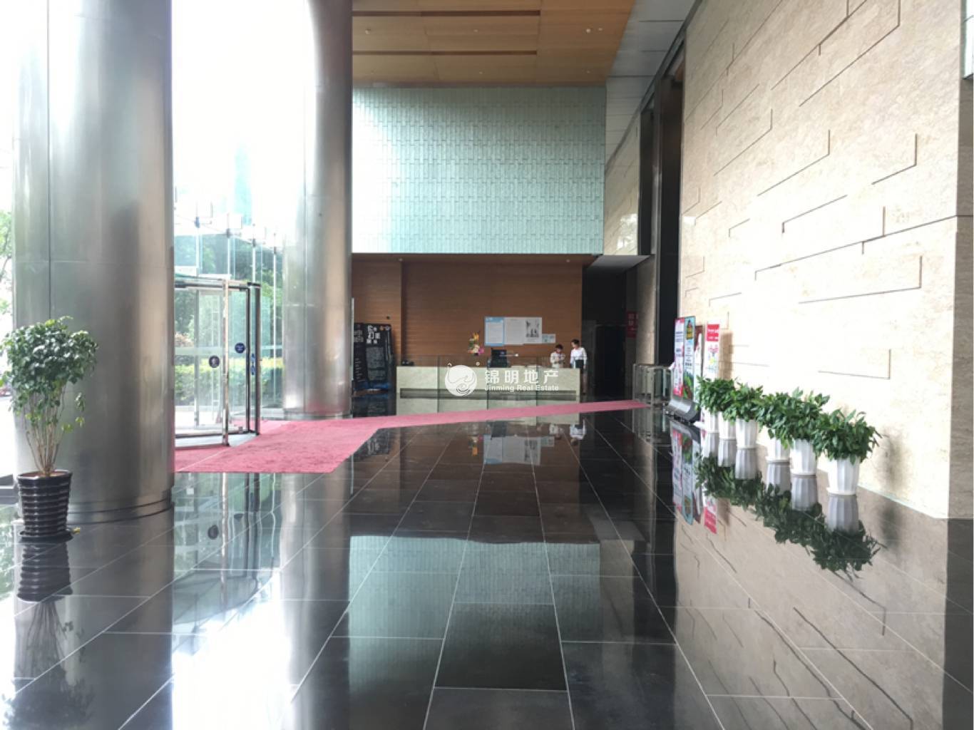 世博滨江绿地海外滩159平米写字楼出租